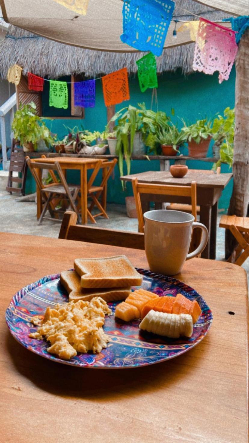 Barco Verde Hostel Isla Holbox ภายนอก รูปภาพ