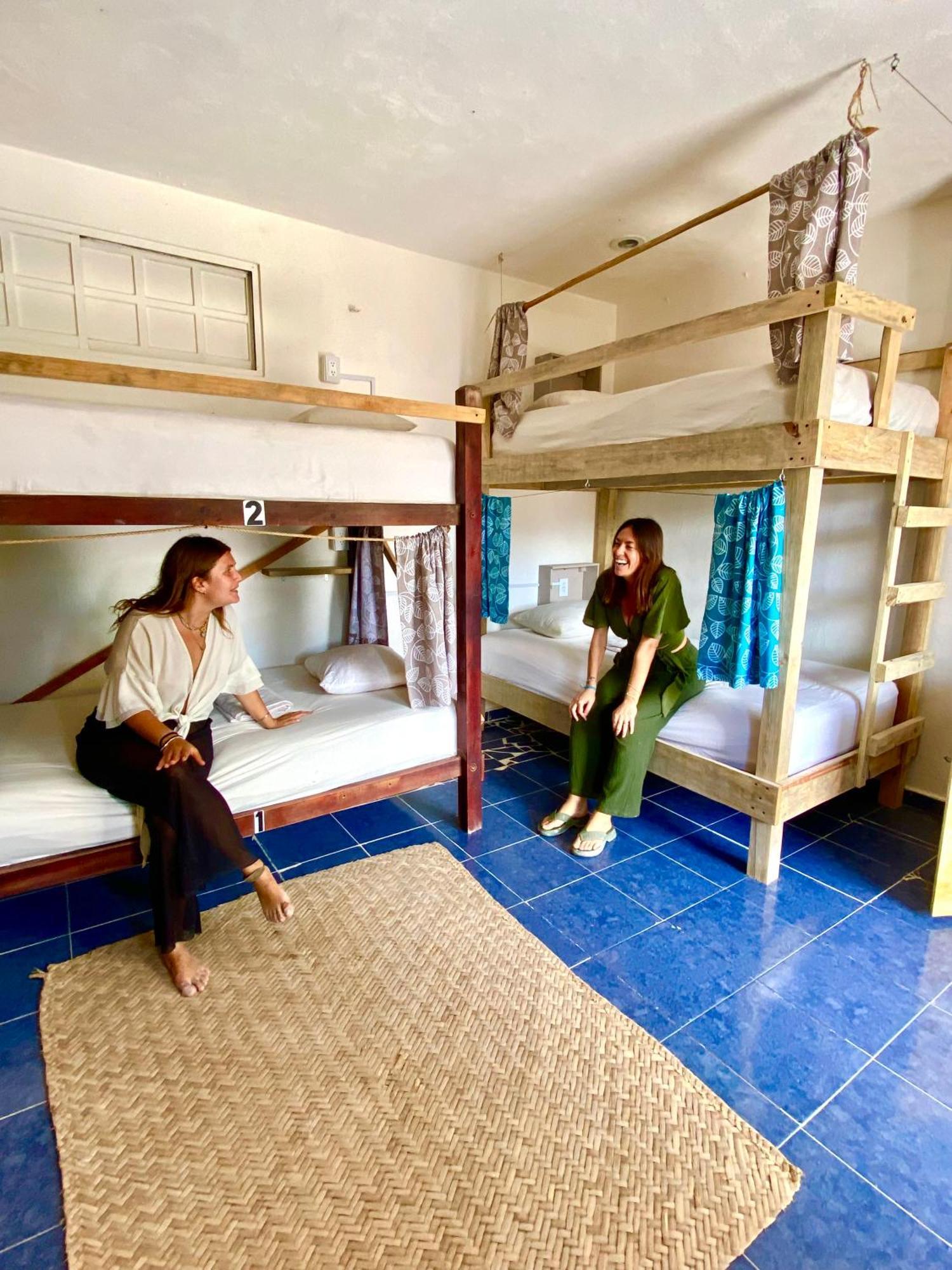 Barco Verde Hostel Isla Holbox ภายนอก รูปภาพ