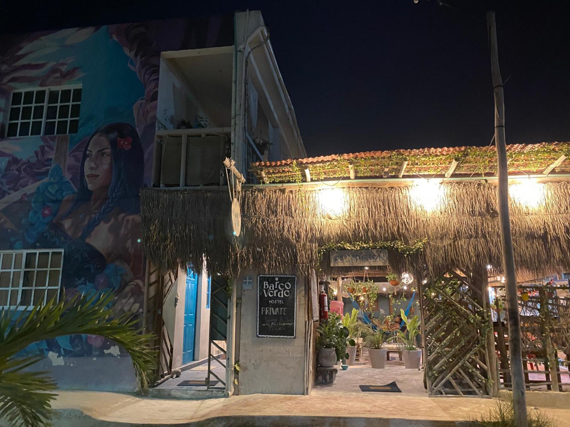 Barco Verde Hostel Isla Holbox ภายนอก รูปภาพ