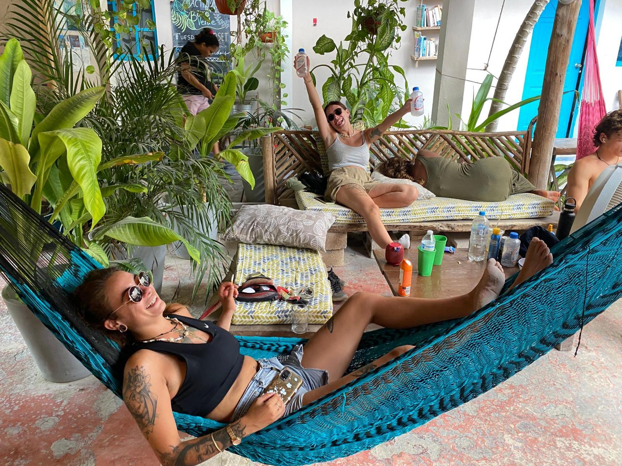 Barco Verde Hostel Isla Holbox ภายนอก รูปภาพ